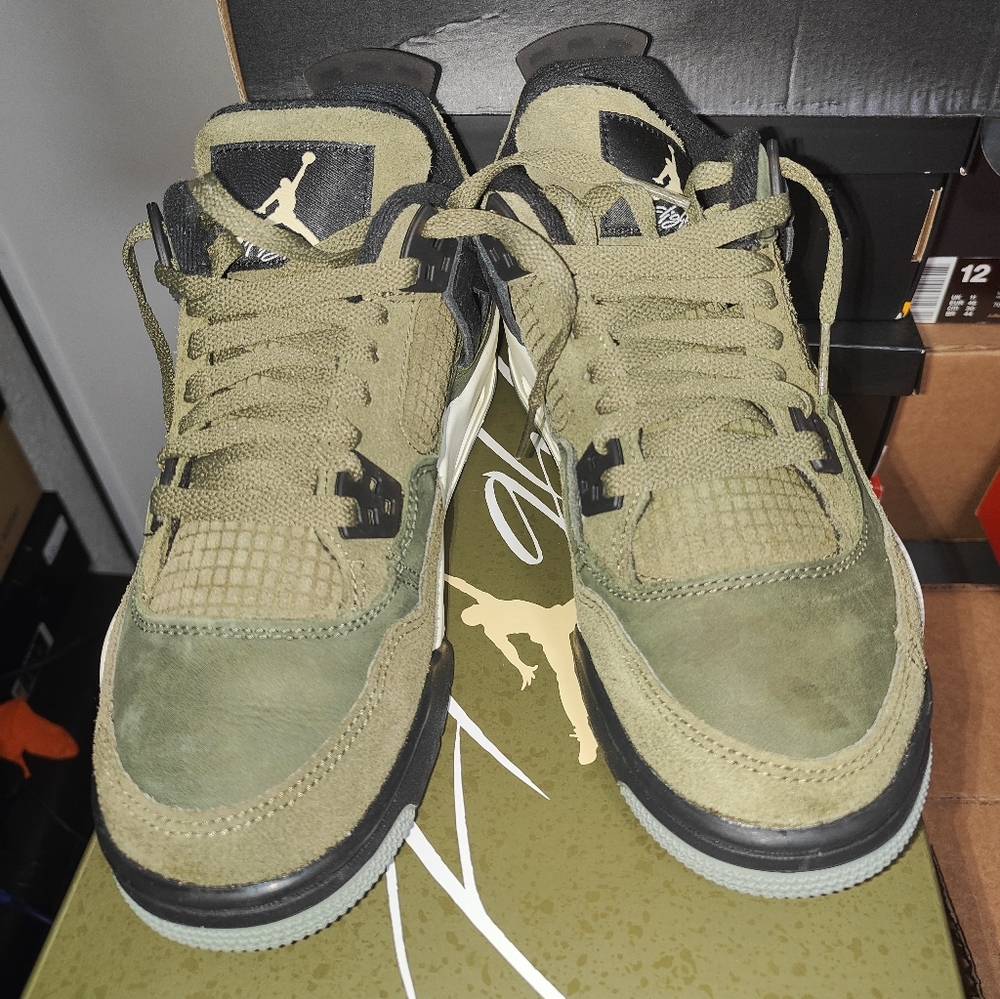 As ir jordan 4 SE craft medium olive